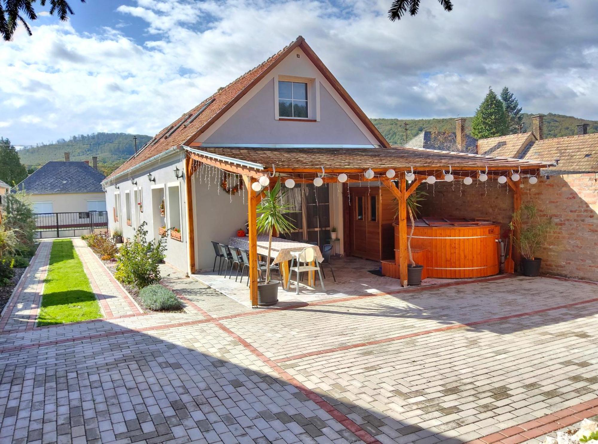 Borostyankut Wellness Home Bakonybél المظهر الخارجي الصورة